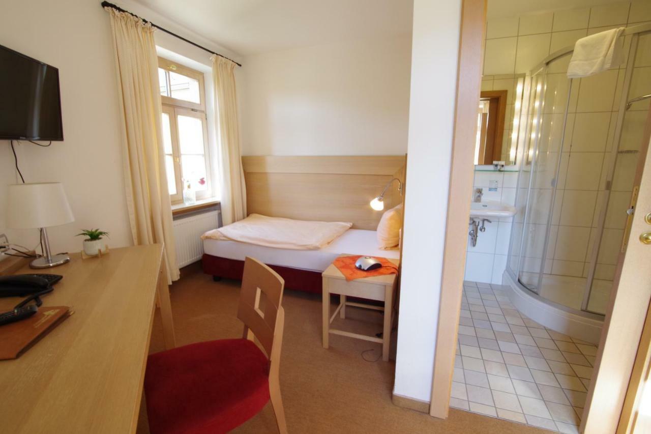 ホテルKlostergasthof Münnerstadt エクステリア 写真